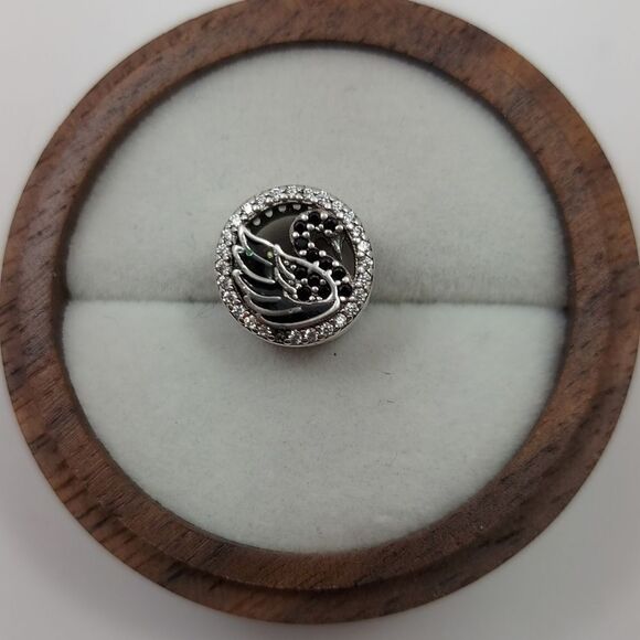 925 Sterling Silver Black Swan Charm - Picture 5 of 6